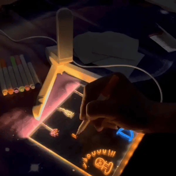 Le tableau lumineux qui fait briller leur créativité™